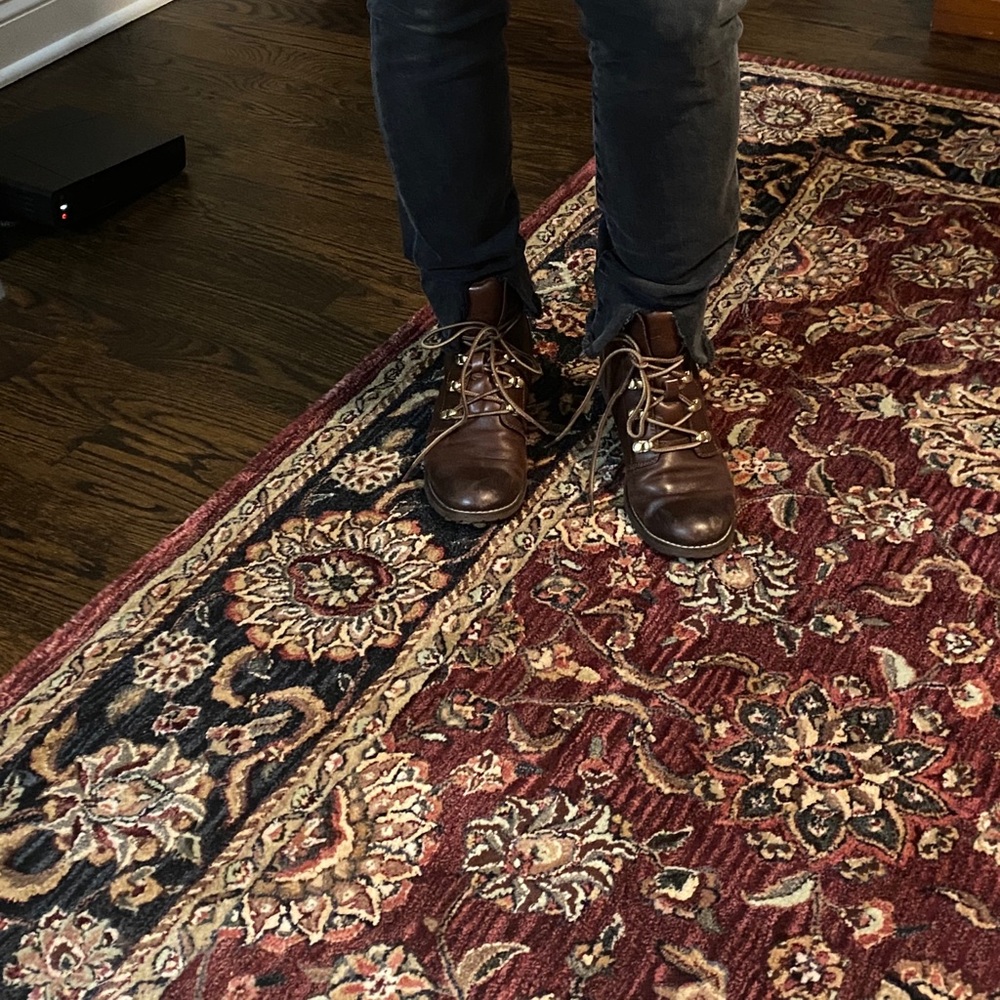 Boots - Picture 4 of 6